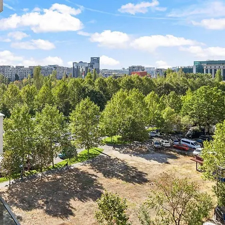 Unirii Plaza *
